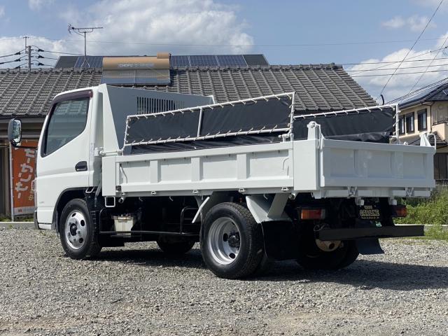 Mitsubishi Fuso CANTER 2012