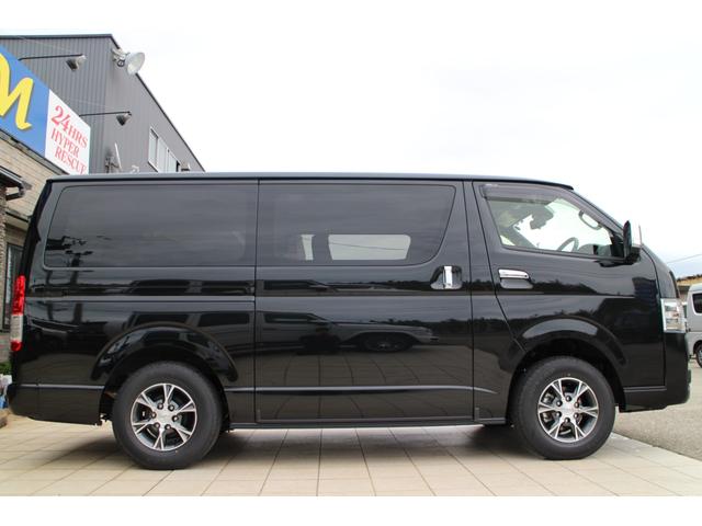 Toyota HIACE VAN 2025