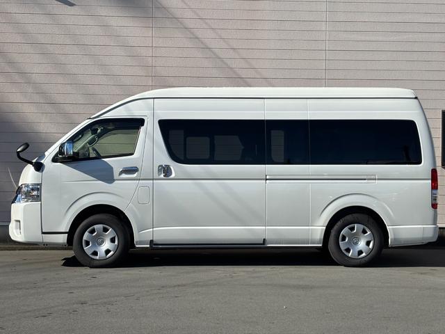 Toyota HIACE WAGON 2024