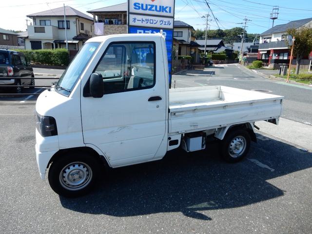 Mitsubishi MINICAB TRUCK 2010