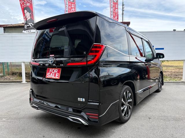 Toyota NOAH 2025