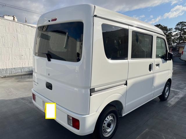 Mitsubishi MINICAB VAN 2022