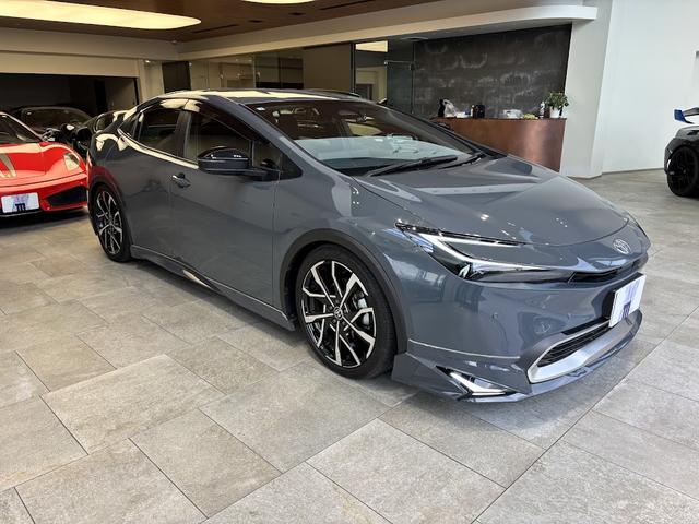 Toyota PRIUS 2025