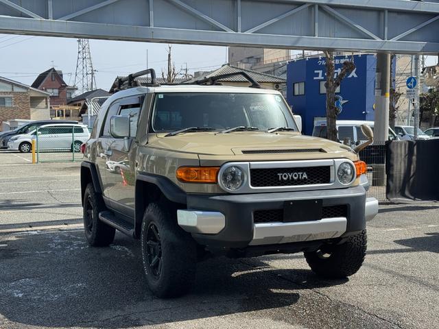 Toyota FJ CRUISER 2013