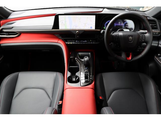 Toyota CROWN SPORT 2025