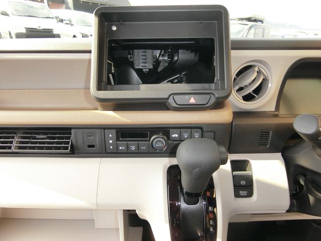 Honda N-BOX 2024