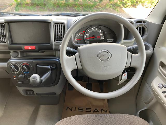 Nissan NV100 Clipper Van 2025