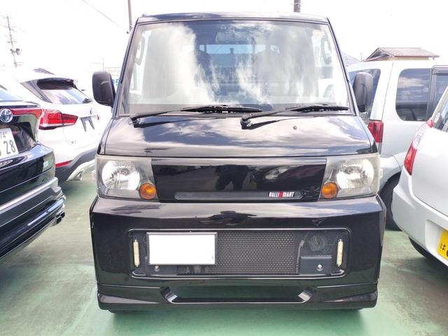 Mitsubishi MINICAB TRUCK 2010
