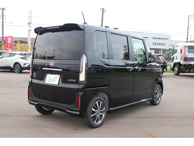 Honda N-BOX CUSTOM 2024