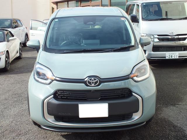 Toyota SIENTA 2025