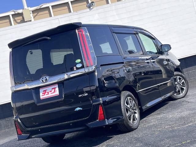 Toyota NOAH 2020