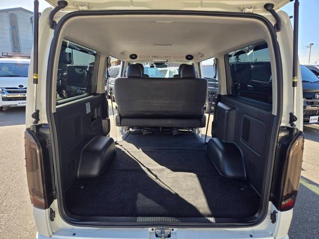 Toyota HIACE VAN 2018