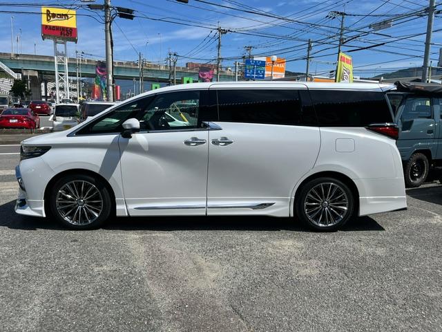 Toyota ALPHARD 2023