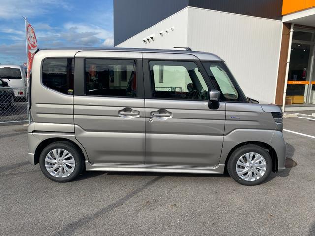Suzuki SPACIA CUSTOM 2025