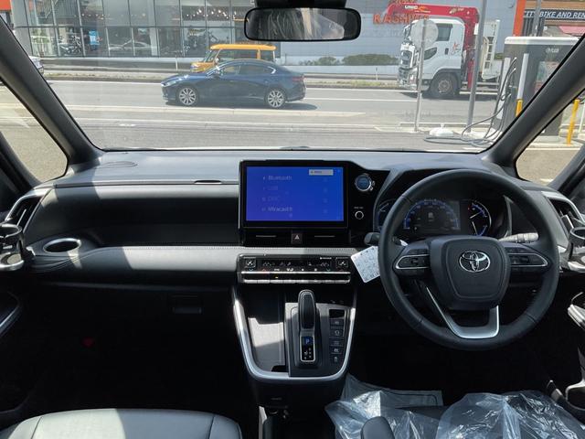 Toyota NOAH 2023