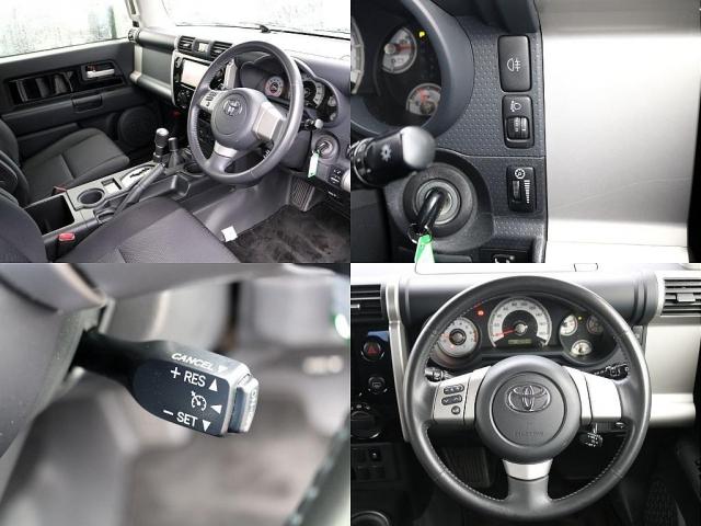 Toyota FJ CRUISER 2015