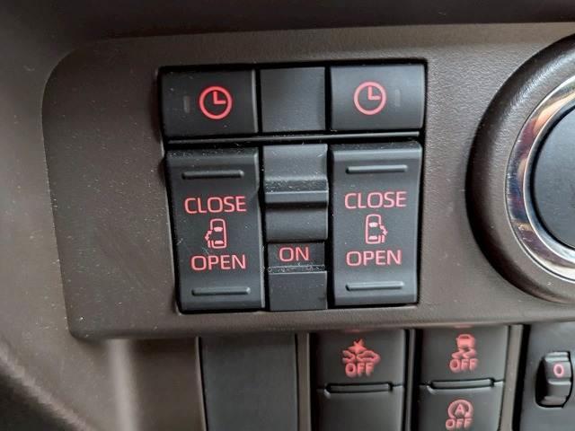 Toyota ROOMY 2021