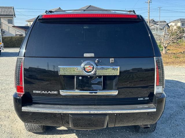 Cadillac CADILLAC ESCALADE 2012