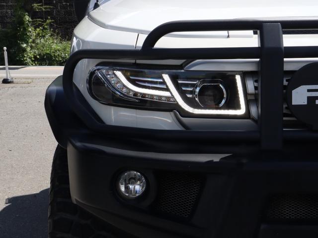 Toyota FJ CRUISER 2011