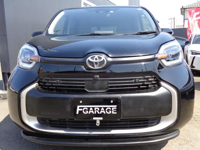 Toyota SIENTA 2023