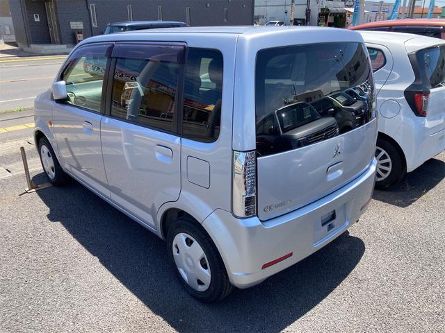 Mitsubishi EK WAGON 2011