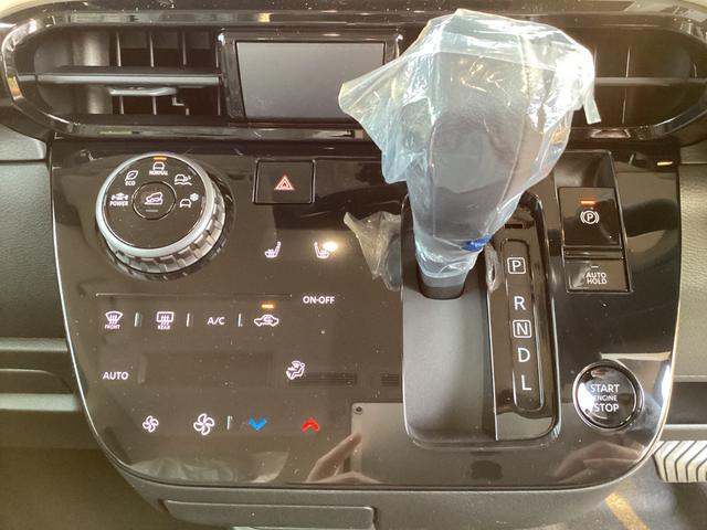 Mitsubishi DELICA MINI 2025