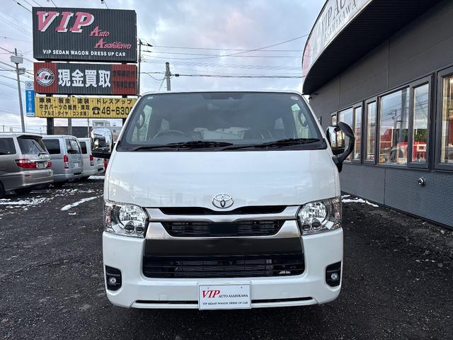 Toyota HIACE VAN 2025