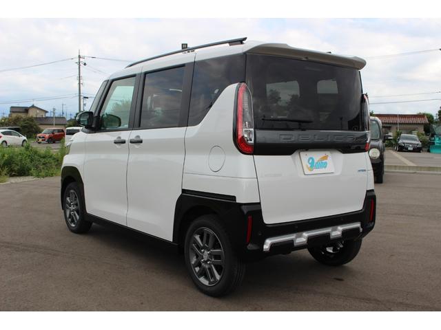 Mitsubishi DELICA MINI 2024