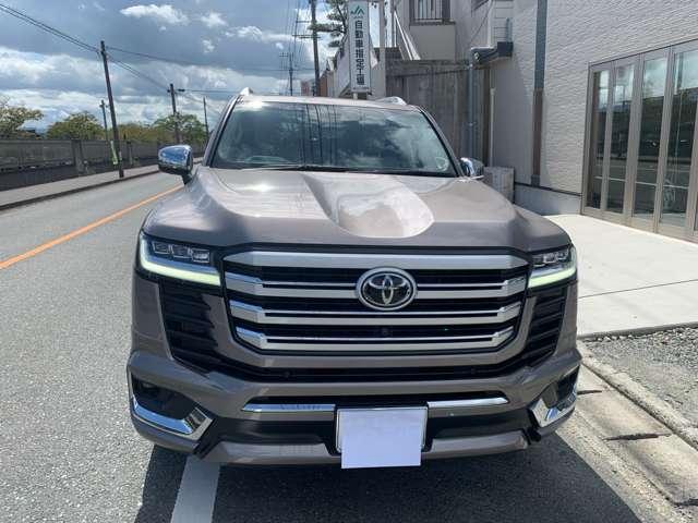 Toyota LAND CRUISER 2023