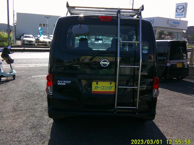 Nissan NV200 VANETTE VAN 2013