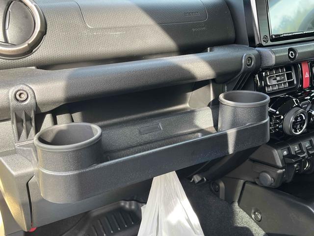 Suzuki JIMNY SIERRA 2024