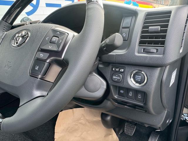 Toyota HIACE VAN 2026