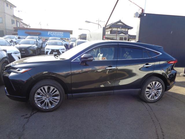 Toyota HARRIER HYBRID 2023