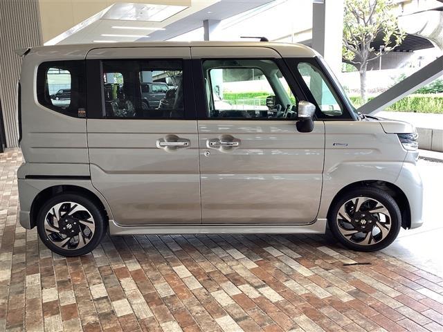 Suzuki SPACIA CUSTOM 2025