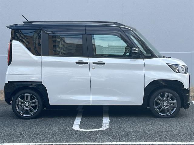 Mitsubishi DELICA MINI 2024