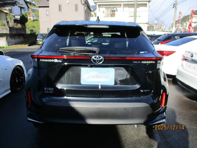 Toyota YARIS CROSS 2025