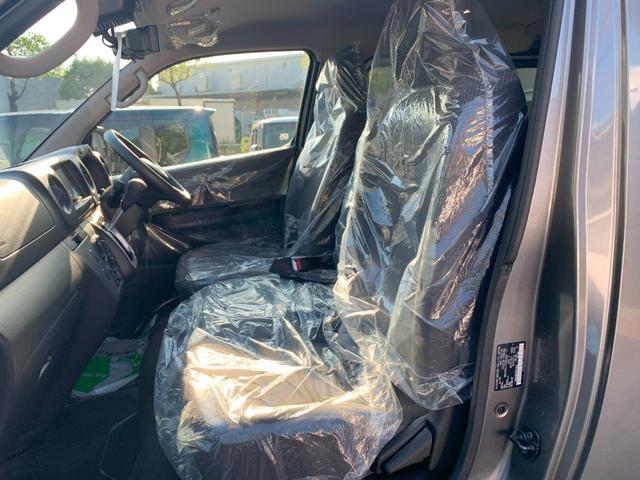 Nissan CARAVAN 2025