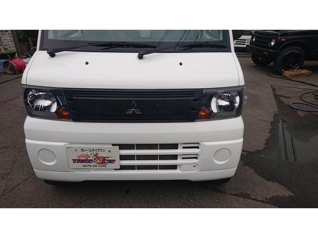 Mitsubishi MINICAB TRUCK 2009