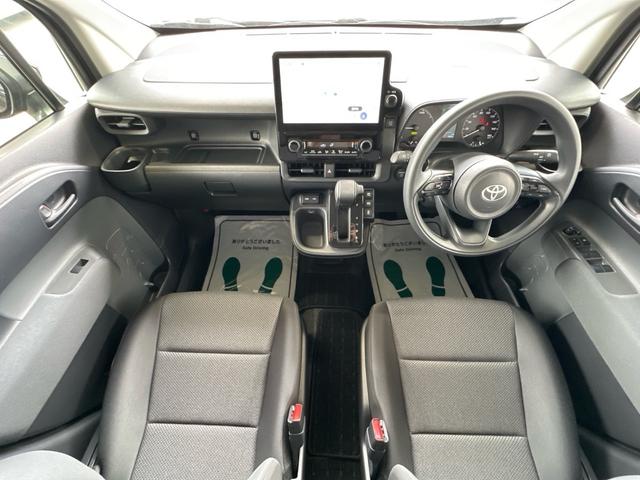 Toyota SIENTA 2024