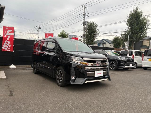 Toyota NOAH 2021