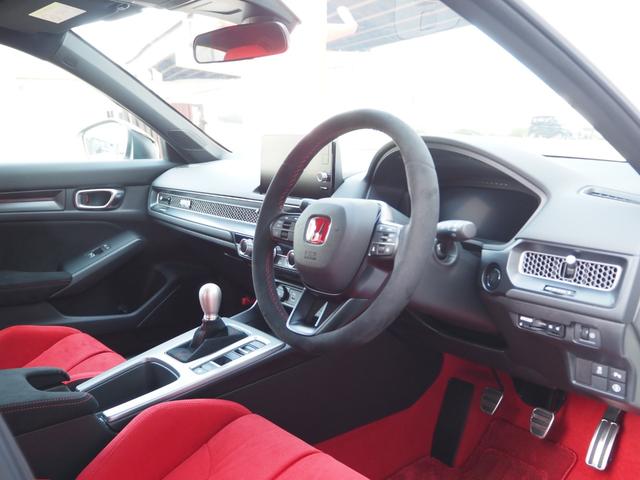 Honda CIVIC 2025