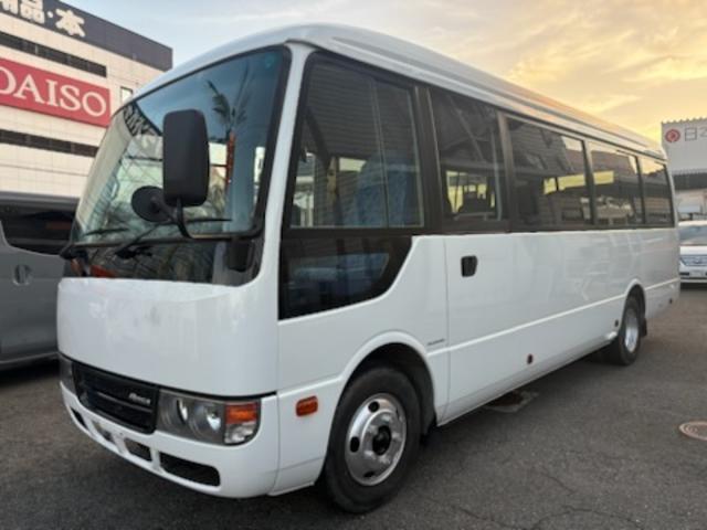 Mitsubishi Fuso ROSA 2015
