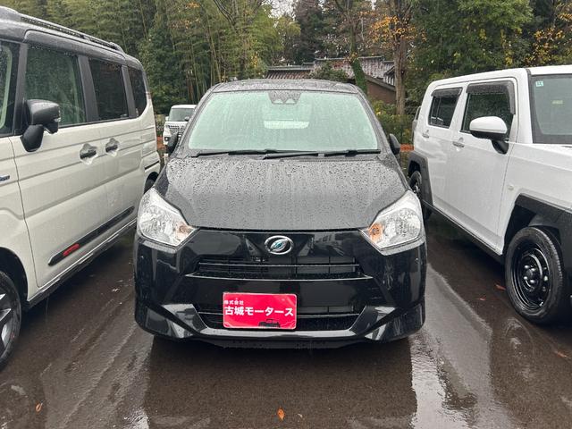 Daihatsu MIRA E:S 2025