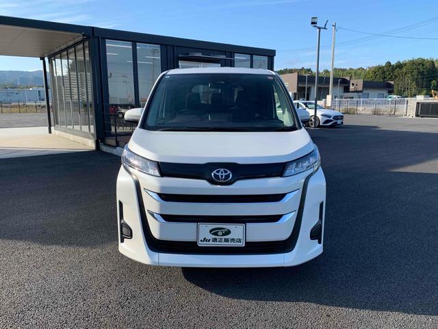 Toyota NOAH 2025