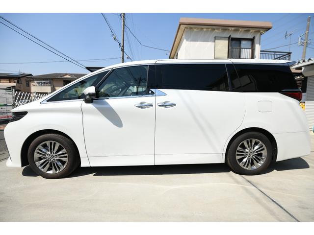 Toyota ALPHARD 2025