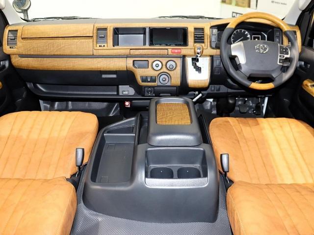 Toyota HIACE WAGON 2026