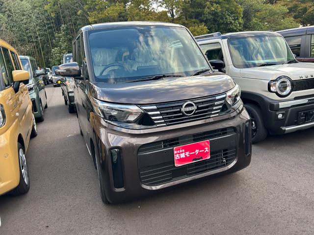 Nissan ROOX 2025