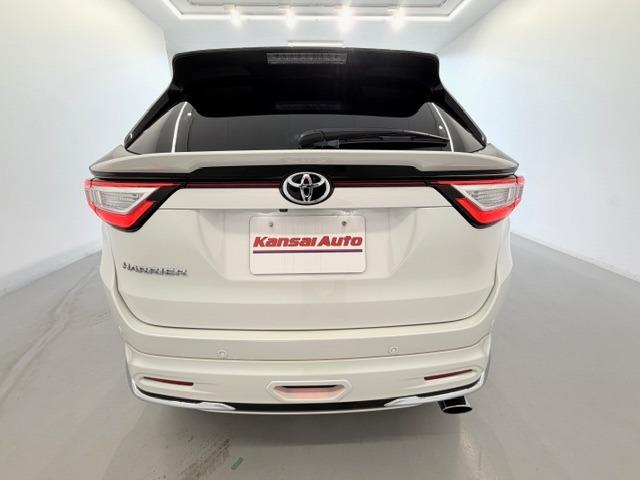 Toyota HARRIER 2019