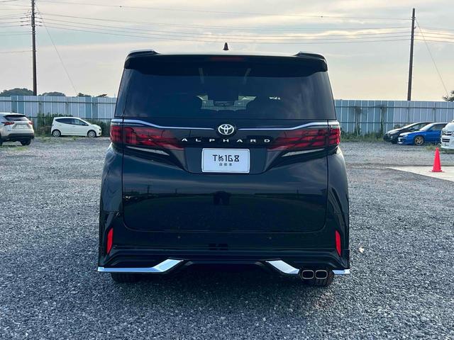 Toyota ALPHARD 2024