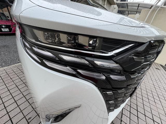 Toyota ALPHARD 2024